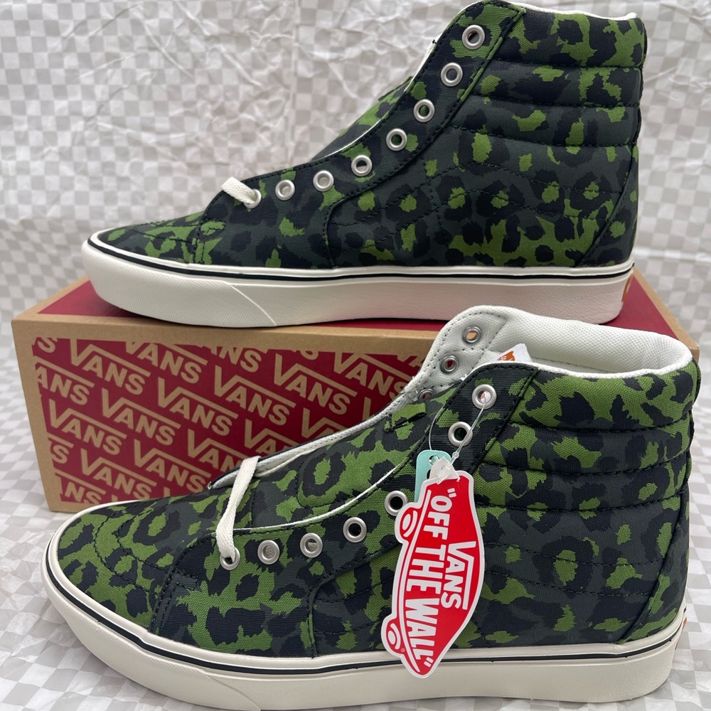 Vans Men’s Comfycush Sk8-Hi Leopard Cactus Scarab Sneakers VN0A3WMB9L9